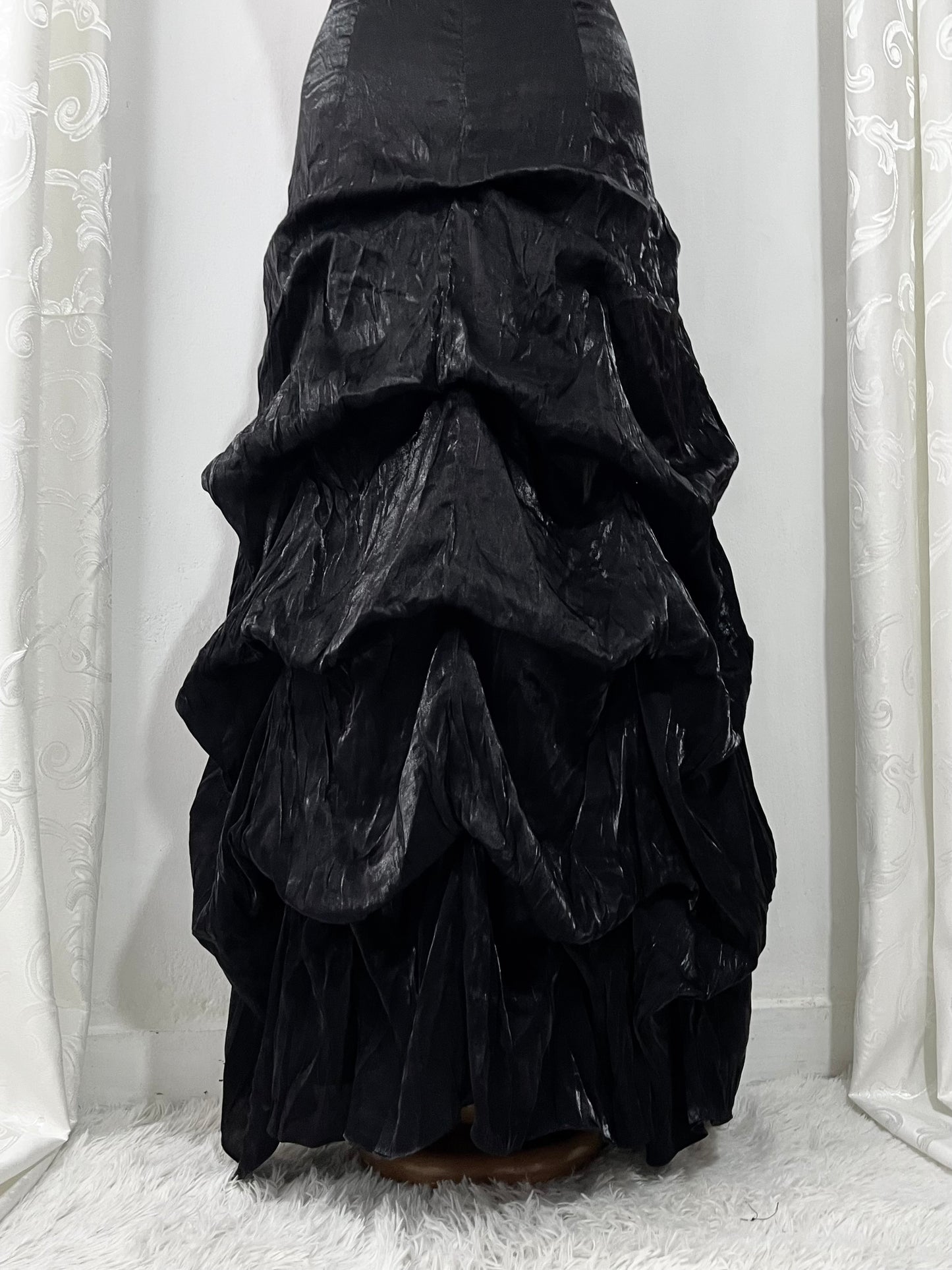 Noir and ivory gown with a skirt featuring gathered details, rhinestone appliqués, and sparkling embellishments.- size M/L