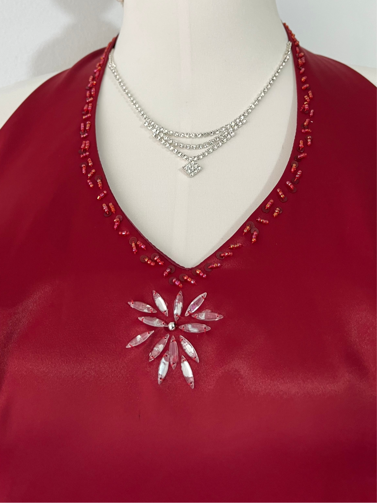 Reddish gown with corset and hand-embroidered embellishments- size XL