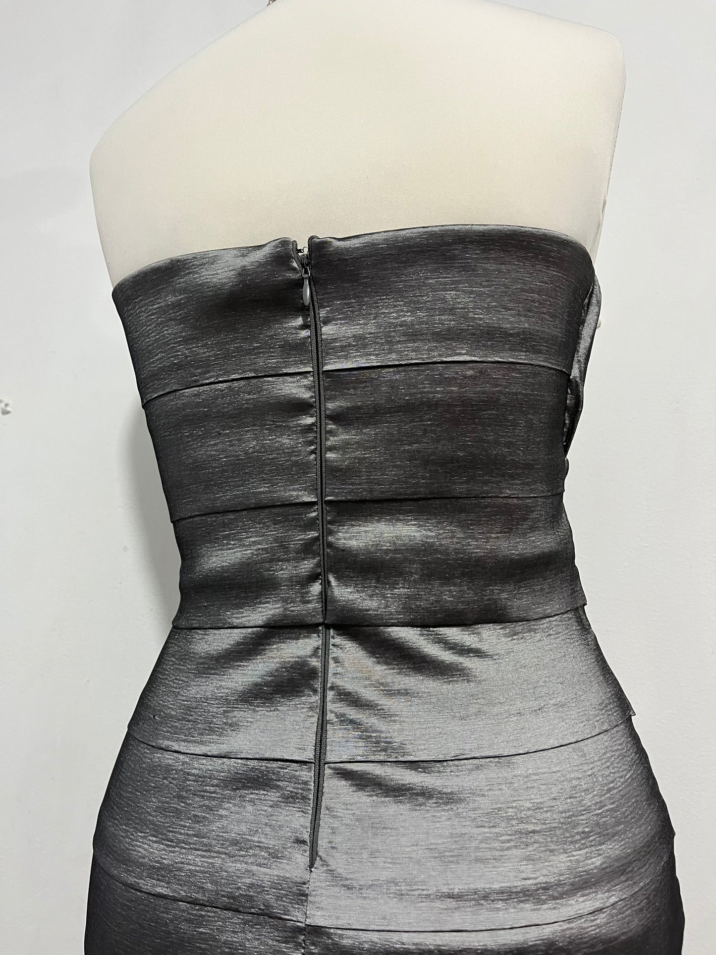 Iridescent gray layered mermaid-style dress- Size M/L