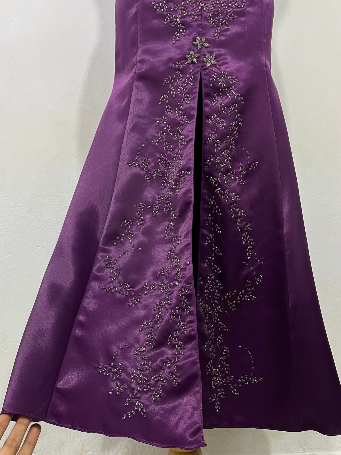 Purple corset dress hand-embroidered with fine embellishments- size S