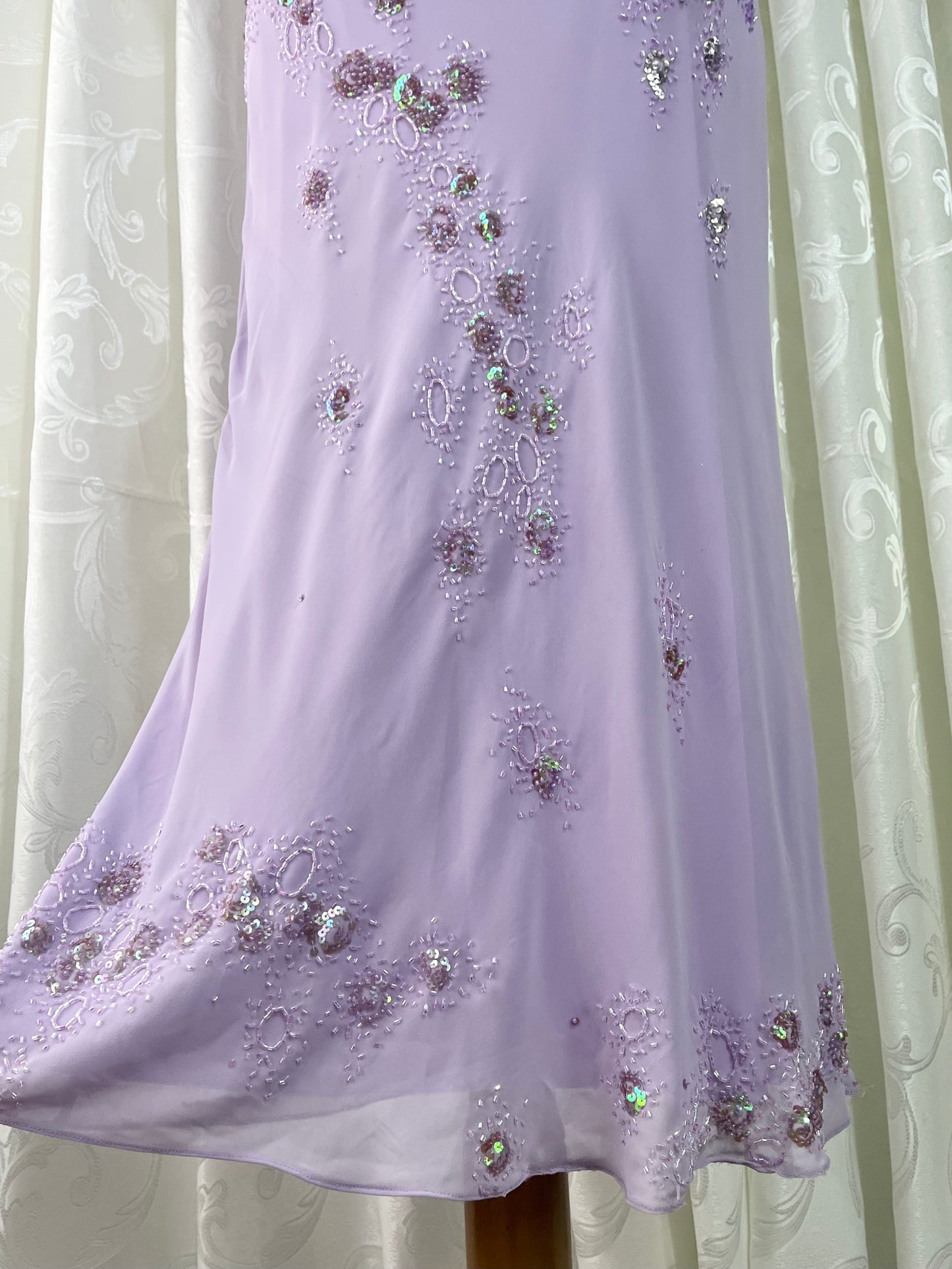 Captivating long dress in pastel lavender with sequin and bead embroidery