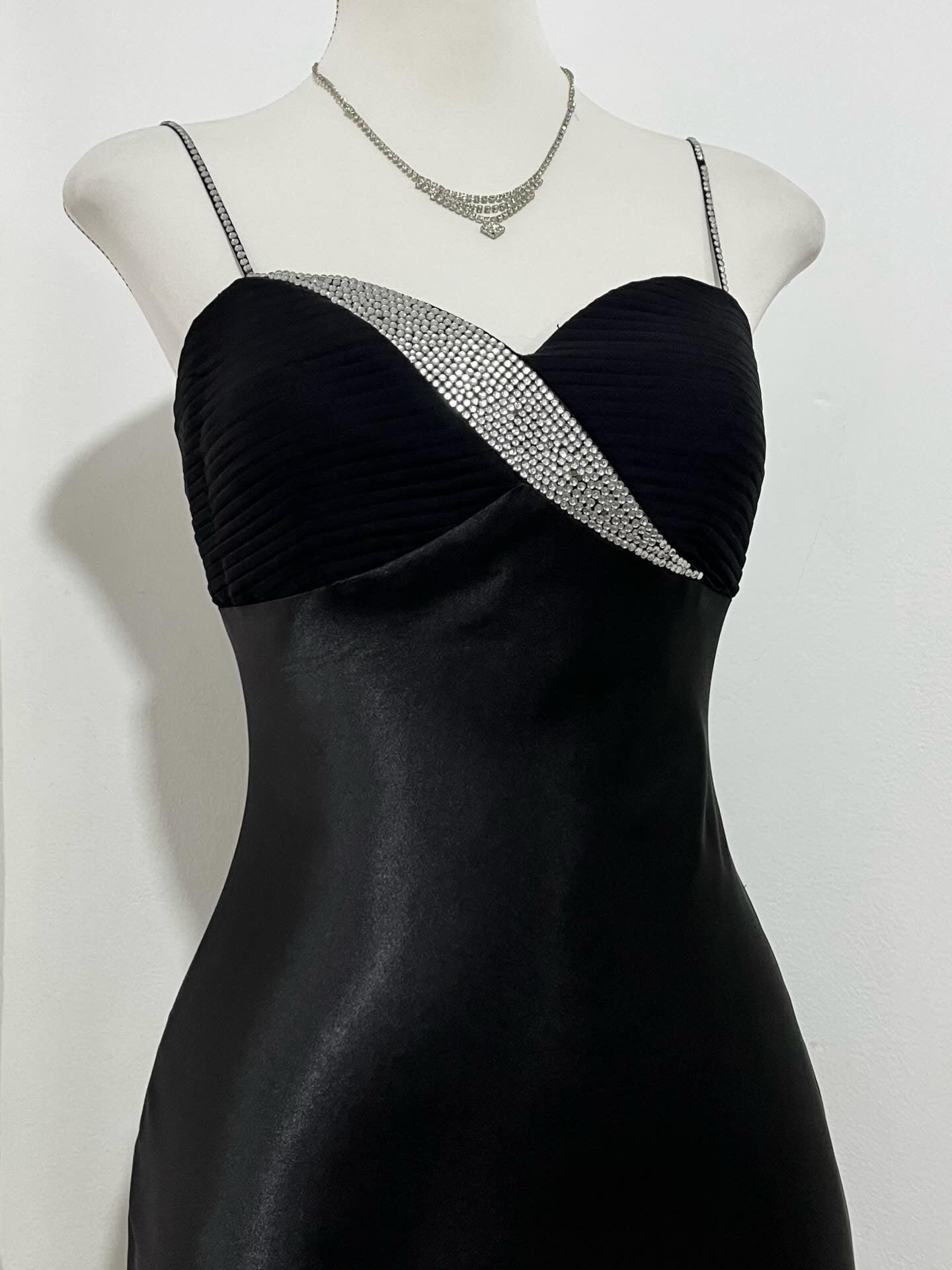 Noir silk satin dress with silver appliqués