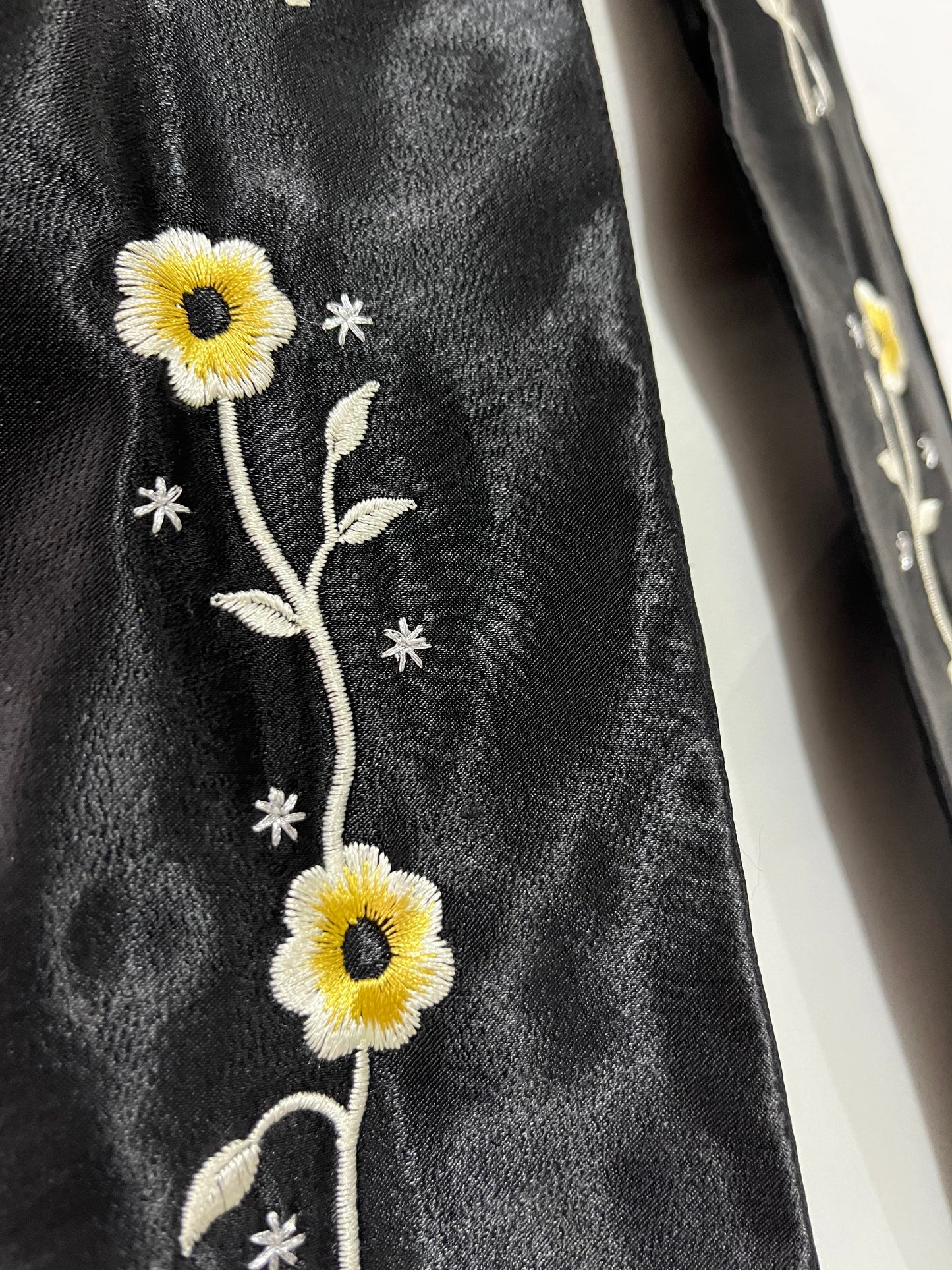 Noir and ivory corset dress with floral embroidery- size S