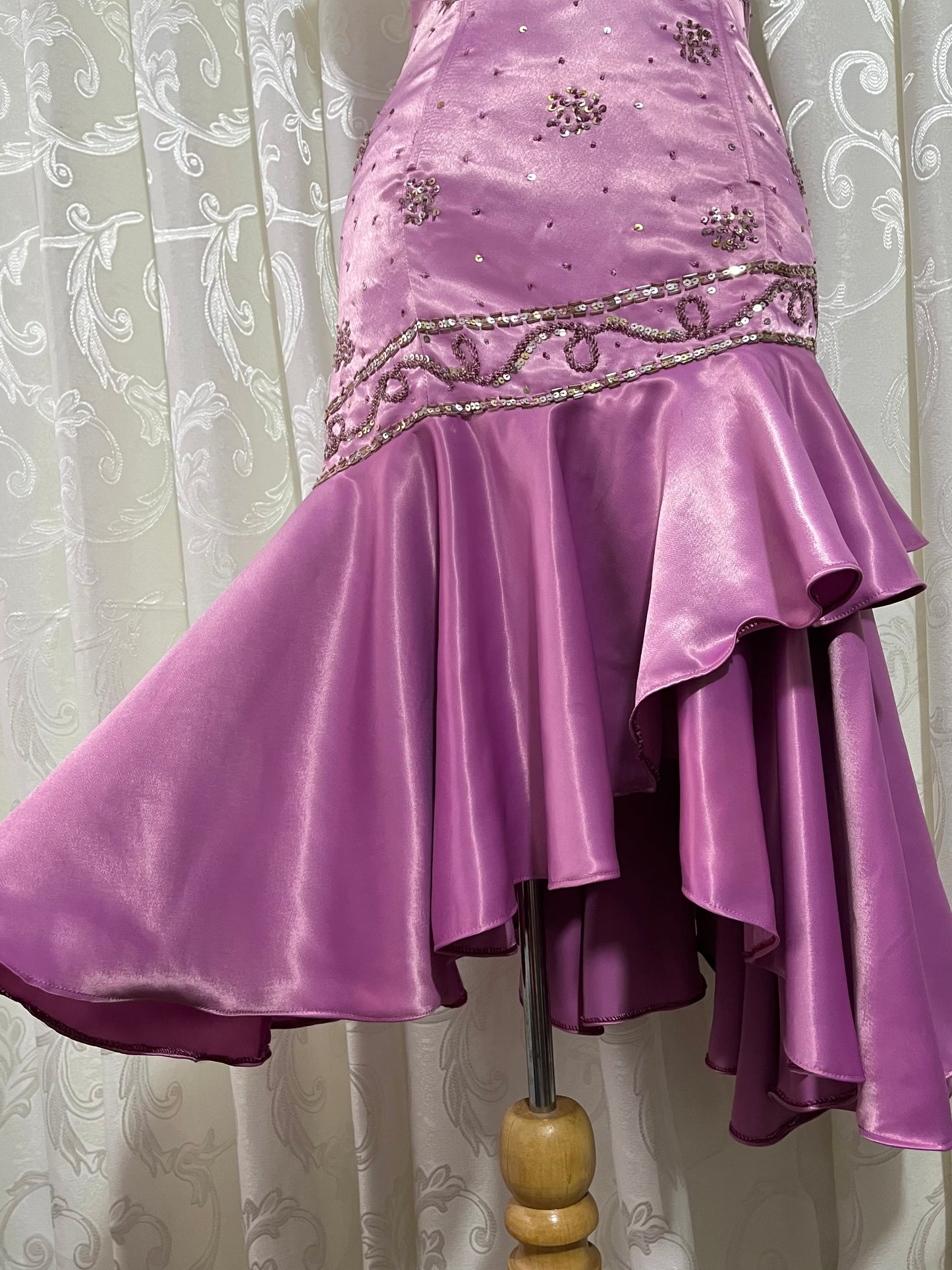 Asymmetrical midi corset dress in lilac pink satin with rhinestone and bead embroidery- size S