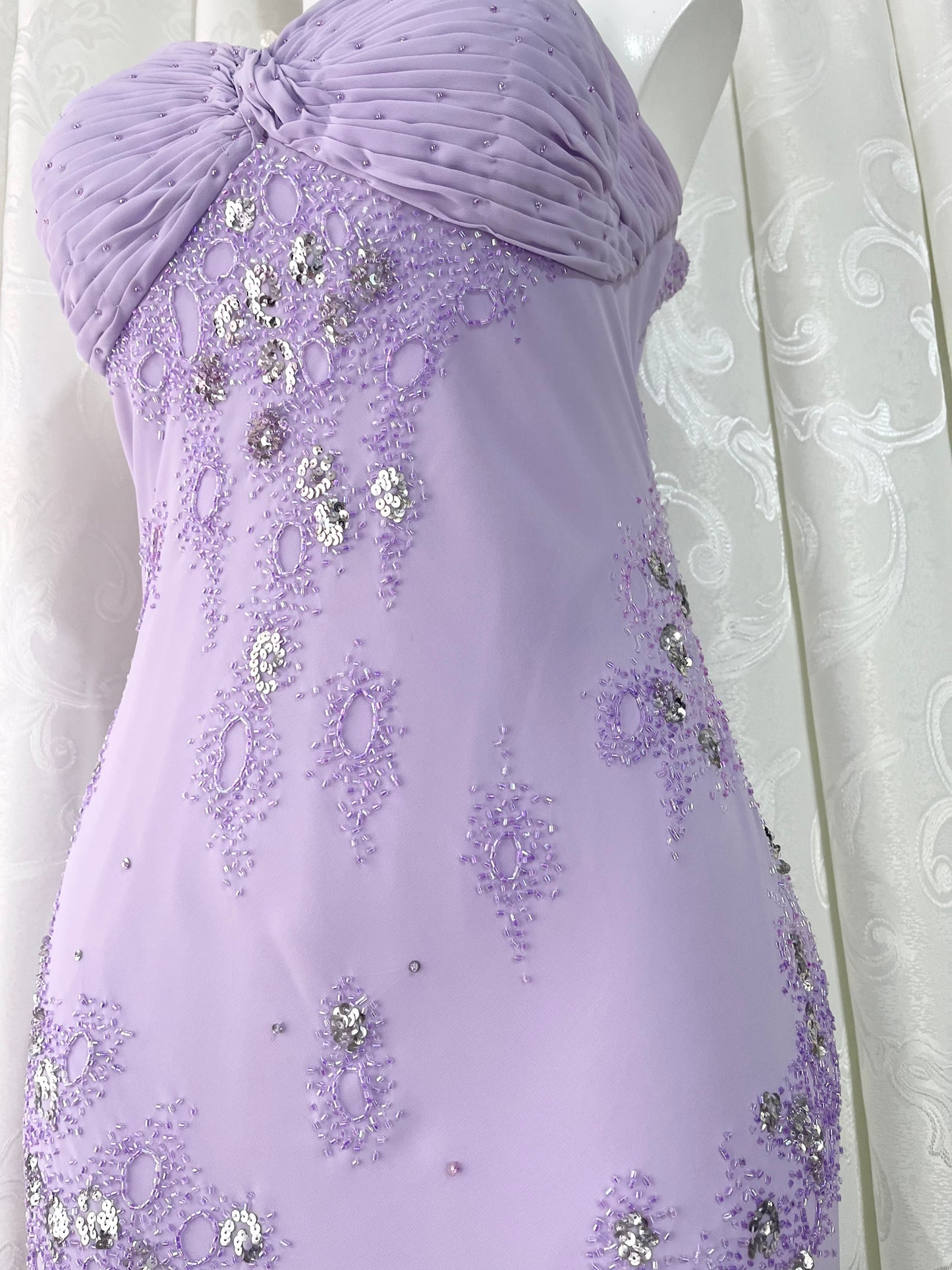 Captivating long dress in pastel lavender with sequin and bead embroidery