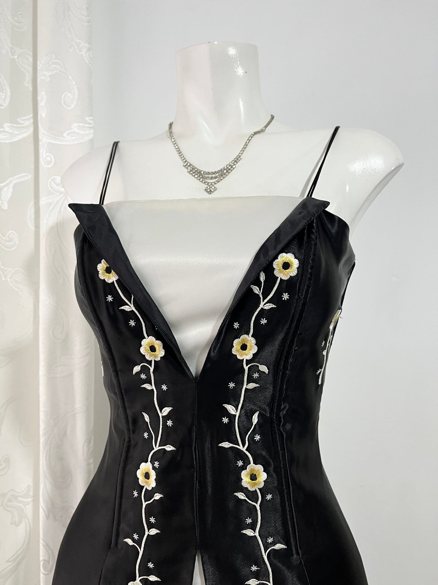 Noir and ivory corset dress with floral embroidery- size S