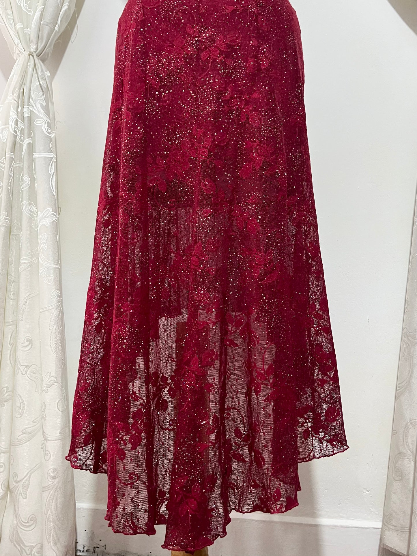 Red lace high-low dress with silver sparkles- size M/L