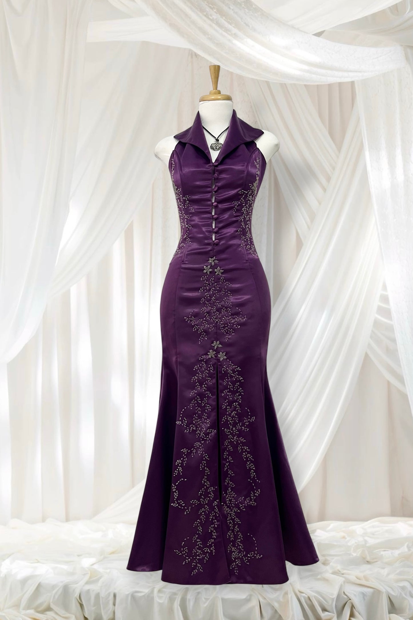 Purple corset dress hand-embroidered with fine embellishments- size S