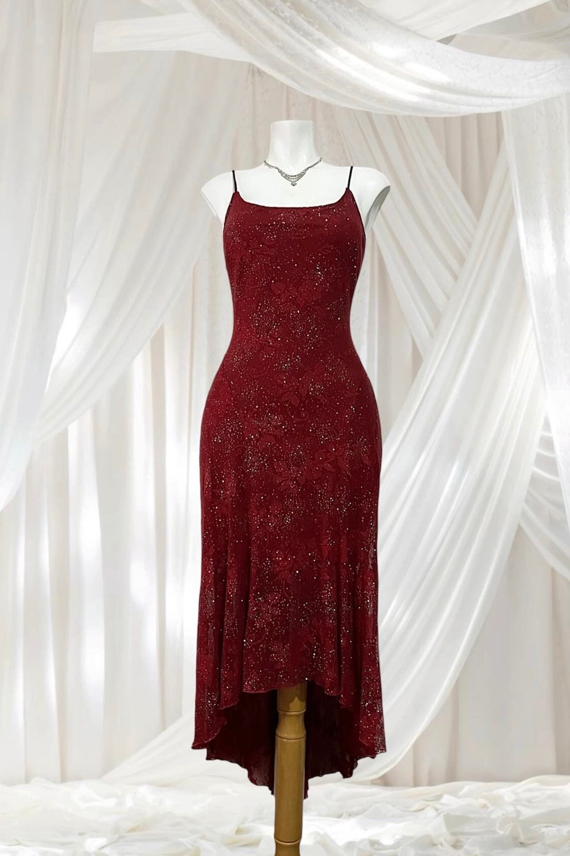 Red lace high-low dress with silver sparkles- size M/L