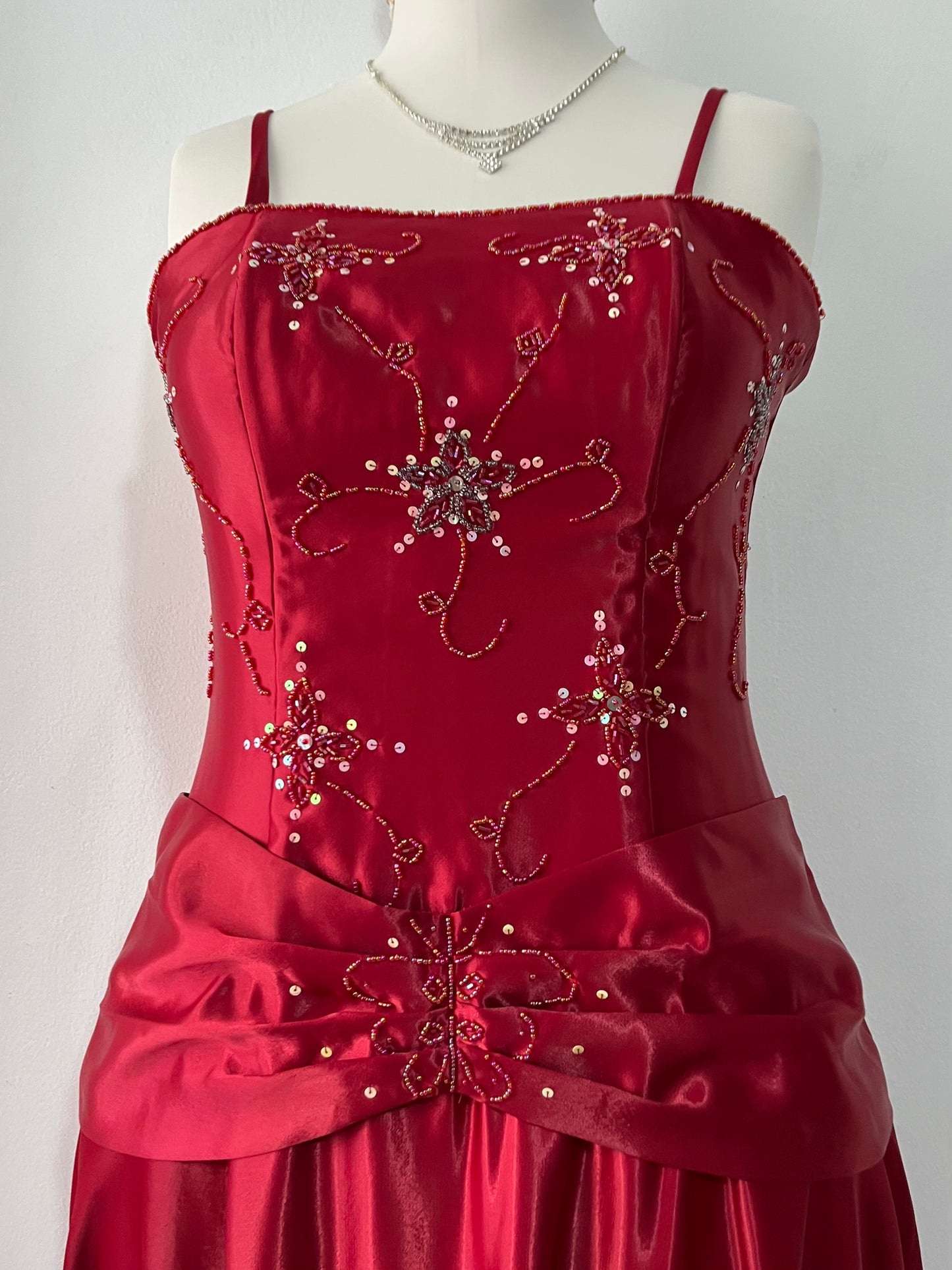 Crimson red gown with corset and hand-embroidered embellishments- size M
