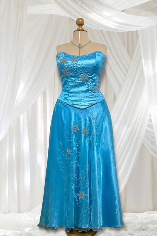Vintage fairy set, 2 pieces:
Corset and chiffon skirt with inner silk satin, featuring exquisite hand embroidered floral beadwork